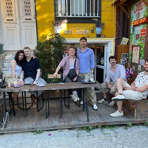 The Local & Panzió